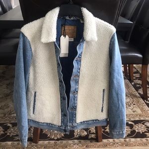 Levis Sherpa Panel Trucker Jacket 